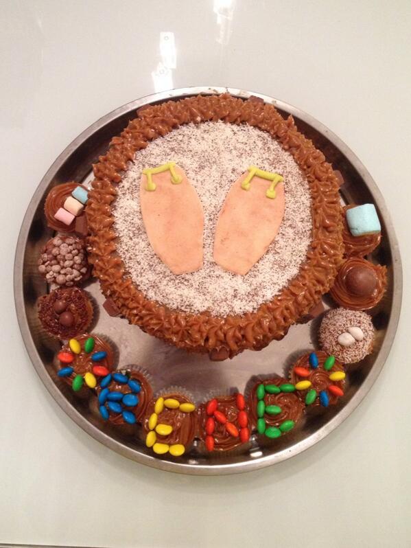 cupcakerymgta's tweet photo. Rene http://t.co/QAZXPjyecc
