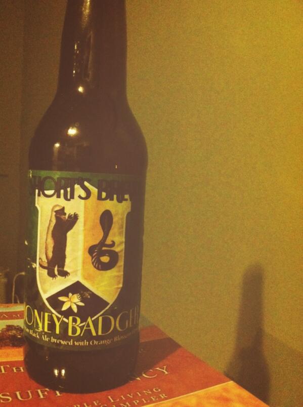 CraftBeerMatt's tweet photo. Making me want to get stung by, like, a thousand bees and not care. @ShortsBrewing #honeybadger http://t.co/BZiFXERyID