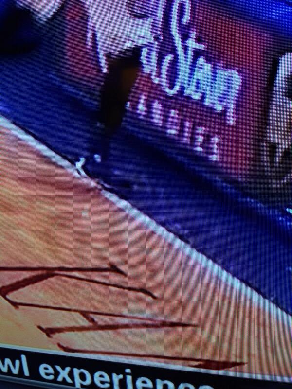 JoshKAllison's tweet photo. @bobfescoe out by a toenail! http://t.co/hTQzx4FVVE