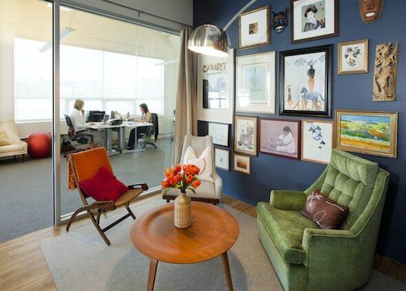 KantorKeren's tweet image. Keren! RT @TimMarbun: How cool is AirBnB office! Designed from their favorite home listings businessinsider.com/airbnb-office-…