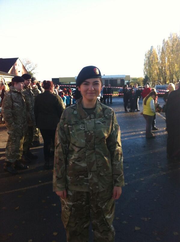 gee_bvb's tweet image. Goin to have a bit of fun with cadets :) this was ages ago for Remembrance Sunday parade !
