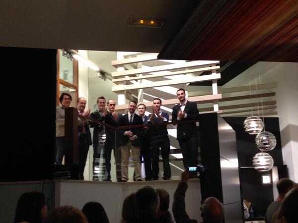 promivia's tweet photo. El equipo promivia al completo después del discurso del CEO @nanet1986 en nuestra gran inauguracion http://t.co/kUY0neJGJ2