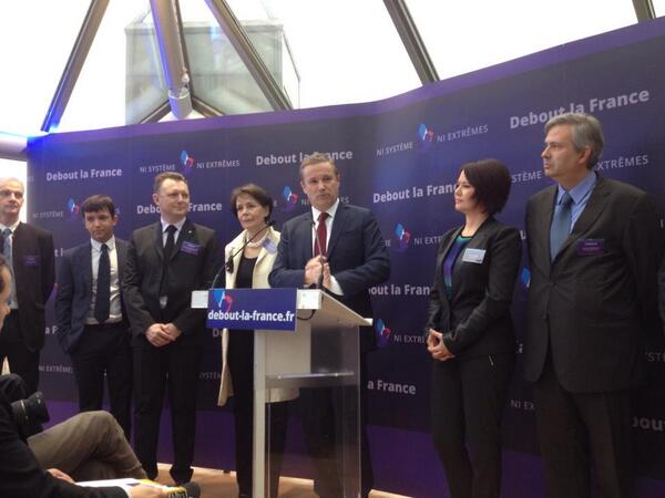 odicgaylord's tweet photo. Présentation des vœux à la presse et de nos têtes de liste #DLR2014 aux #européennes 
@DLR_Officiel @dupontaignan http://t.co/2YwSoEG87W