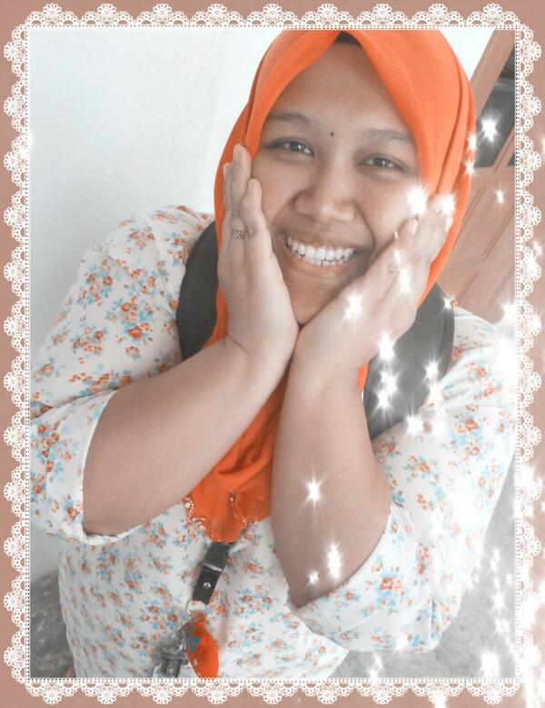 skieynah's tweet photo. Senyum adalah ubat ygb pling mujaraba http://t.co/nff34ARaeQ