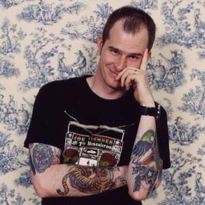 scruffysminions's tweet photo. “@DKMarmy: Happy Birthday to one of greatest frontmen around!! @neverfal_ #AlBarr #DKMArmy http://t.co/CWLXLmn6Ff”