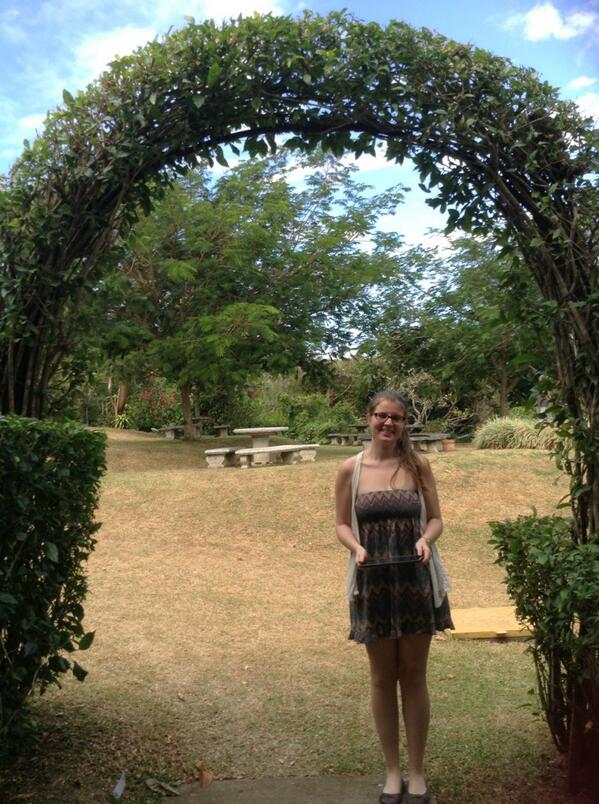 LeiKimmayong's tweet photo. Students from diff. countries are here in #upeace. Here's bubbly @Amalitero from Colombia. #peacemediacoopclass http://t.co/0P1JZRWBkK