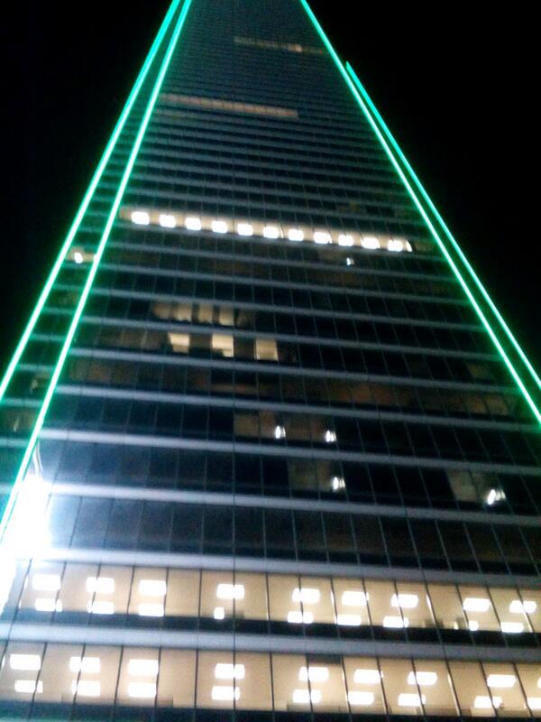 FreakyJ420's tweet photo. Headed to work #Downtown #Dallas http://t.co/eJmkS2QDaH