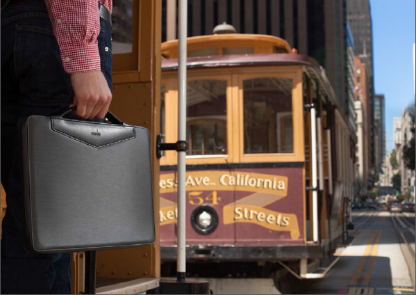 #MacBook için özel tasarlanmış hafif ve şık taşıma çantası codex ile sokak modasını yakalayın..