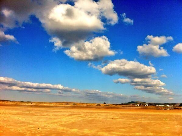 Asi estaba el cielo de curioso hoy en Conil de la Frontera, Cádiz.