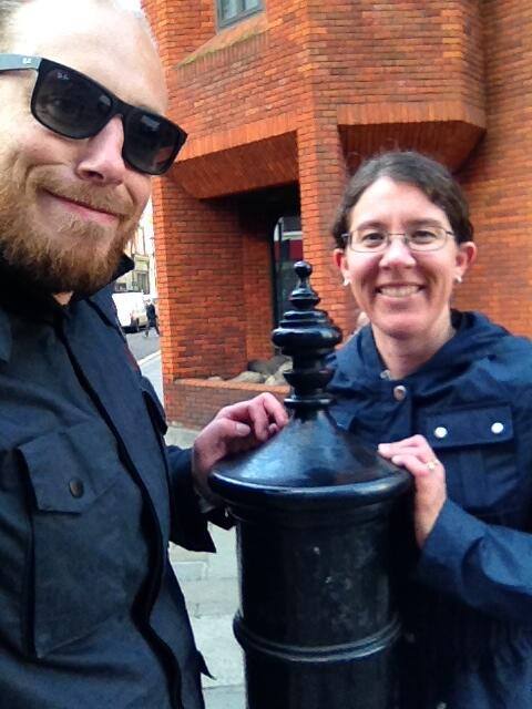 bc_dubs's tweet image. with @bondaharper at the Soho water pump: the home of #GIS #cholera #classicmap #johnsnow