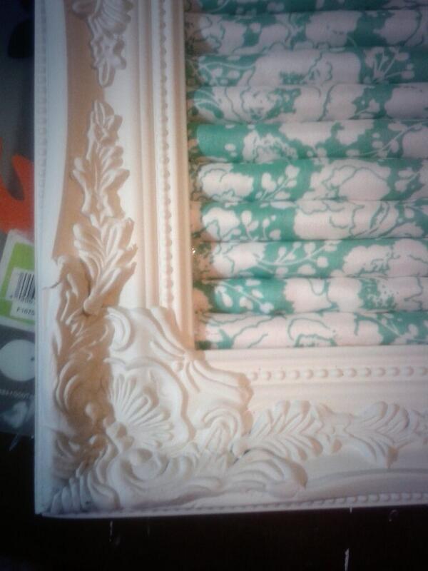 LunastryLuxe's tweet image. New fabric style available for the ring holders. Get yours at daintyboutique.com #handmade #etsy #ringdisplay