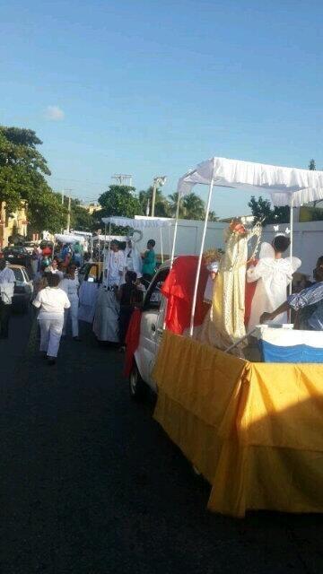 SanMar_04's tweet photo. No te quedes en tu casa y sal  a apoyar la actividad en los mameyes! http://t.co/qJcHimJvyF