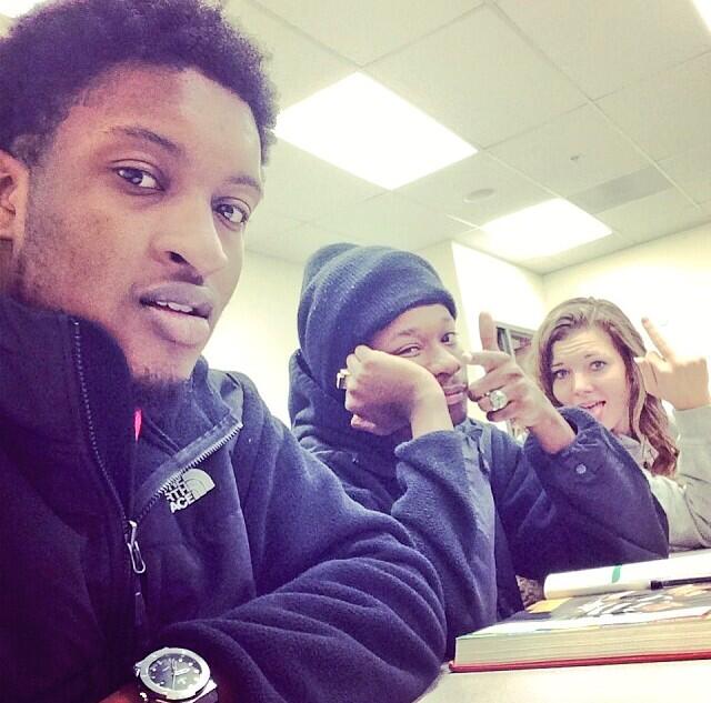 Buenos Dias ☀️❄️ http://t.co/dghllbFleb<a href="/tag/newprofilepic"class="tags"><span>#newprofilepic</span></a>