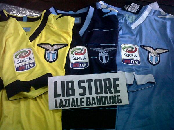 LIB_Store's tweet photo. Ready Stock. Jersey lazio. Home S.M.L.XL. Away S.M.L.  3rd S.M.L. http://t.co/NQKoAU3HiS