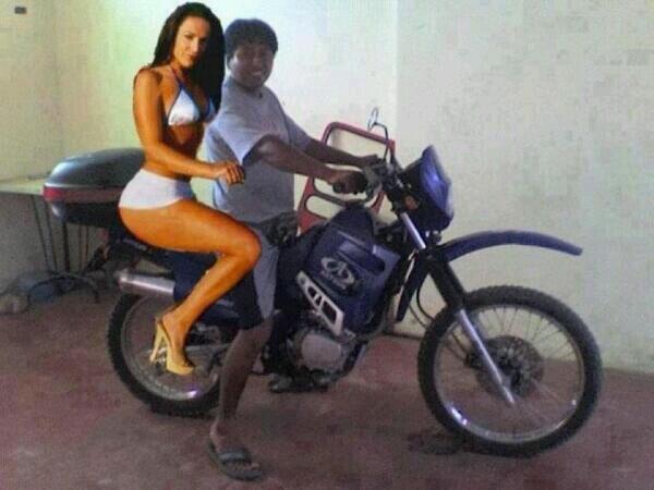 Manwechi tweet picture