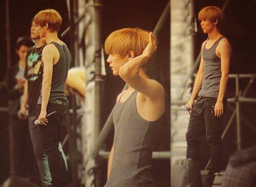 LUHAN90__bot's tweet photo. 自分が考える「상남자(男の中の男)」は力が強く、男らしい人。

https://t.co/QXVVOHsMgf