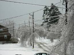 RoanokeRapidsPD's tweet photo. Chance of snow this evening take precautions and gas up generators, check flashlights, check food and water. http://t.co/ndaTybs4wD