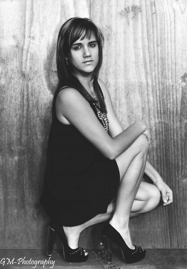 GeraldineMoller's tweet photo. #model #photoshoot http://t.co/2huObclVZM
