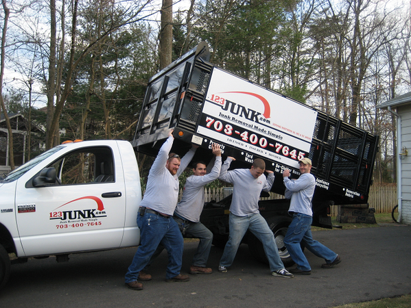 123JUNK 2008 -- we thought we were so cool. Boy, were we wrong! #bootstrapped