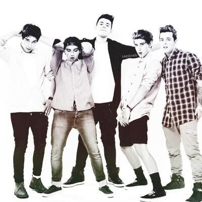 5thsummer's tweet photo. Janoskians <3 - Tasha x http://t.co/PsqOhhsHfm