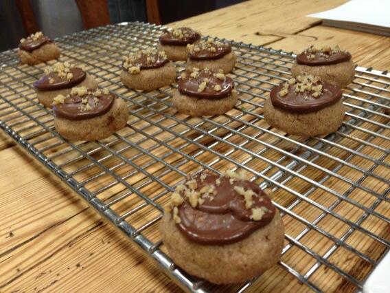 FoodChannel's tweet image. We are fans of @CaWalnuts in these new cookies, made for our Dessert Trends! Recipe coming soon. #fc