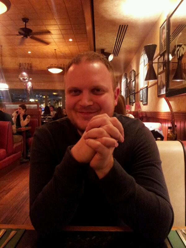 mattywales84's tweet image. #workdate #ooooworkfriend