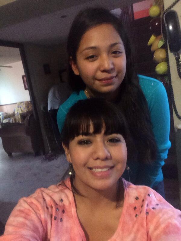 s_vale22's tweet photo. A ella la adoro a pesar de todo #sister #ilove http://t.co/iRM8dGXpPn