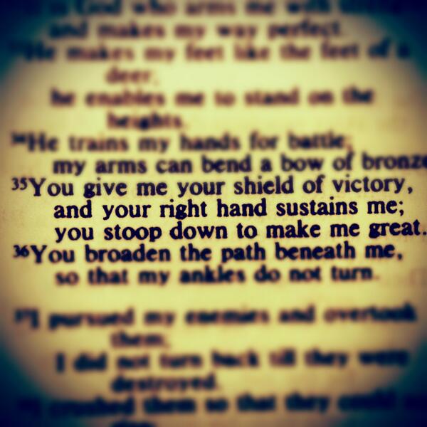jan6michael's tweet photo. Psalm 18:35 https://t.co/WoX4dhKShb http://t.co/6wj1KBO2C5