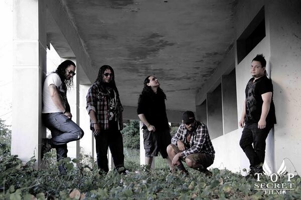 mozkadrummer's tweet photo. @TenTribute Ready pal aniversario el 22 de febrero!!!! http://t.co/fUB1gwGc8B