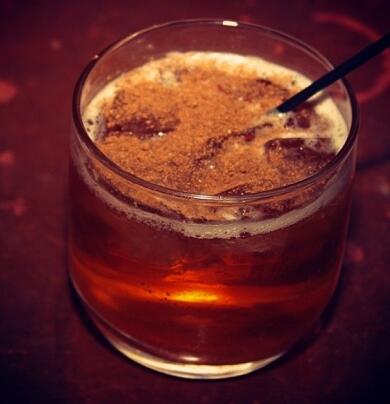 CafeCibon's tweet photo. Makers Mark, Black Walnut Bitters &amp; Maple Syrup topped w/  Apple Cider &amp; Nutmeg Dust #cafecibon #BattledishROC http://t.co/MaQg1RLUai