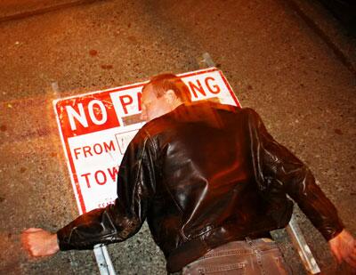 AndrejBox's tweet image. Tak atceros kad mani vienā no ziņu kanaliem radija, laikam BBC1, svineju jauno gadu Edinburgā