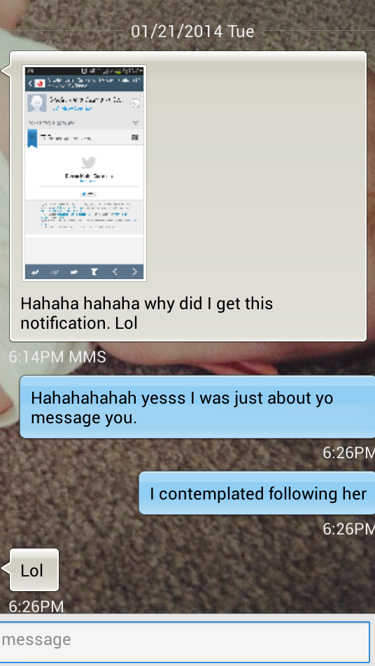 kyleealexis's tweet photo. @manduh3789  the fuckkkkk? Hahahahaha http://t.co/tsf1oARami
