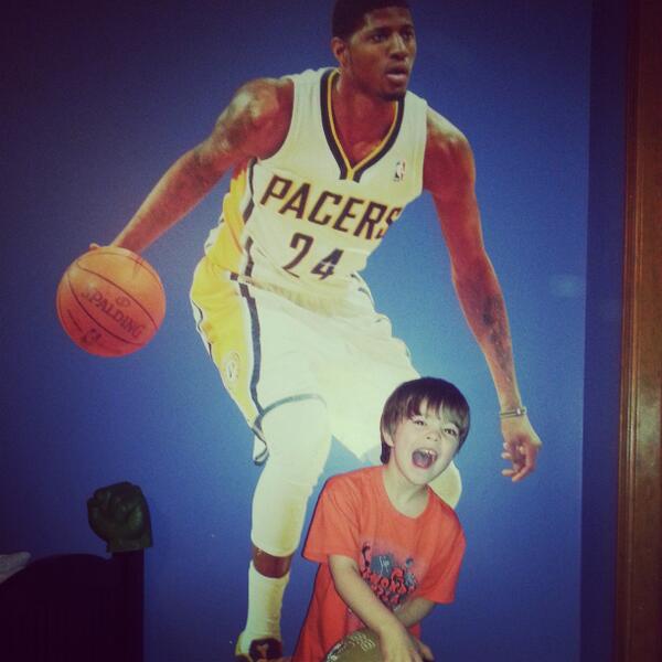 ReadyToDine's tweet image. @Paul_George24 - check out your biggest fan!  #2studs