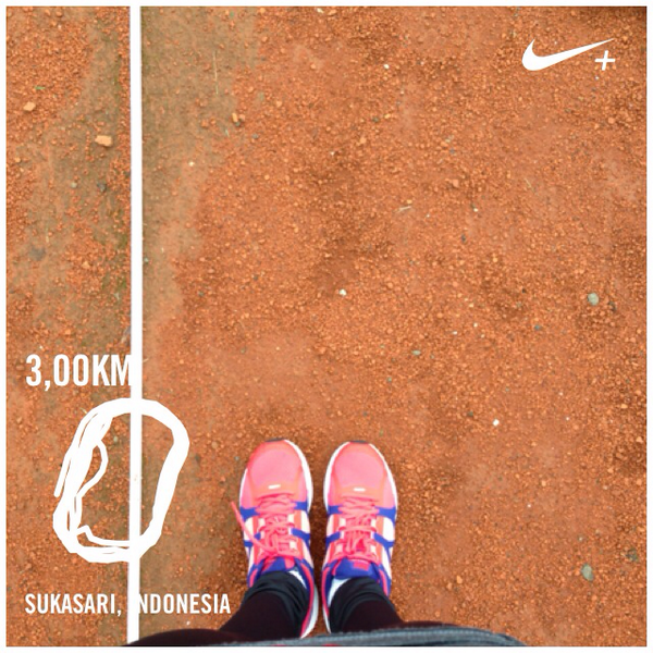 DewiAlina's tweet photo. I just ran 3,00 km with Nike+. http://t.co/DL8vAwDvbB #nikeplus http://t.co/0Xhsaksor1