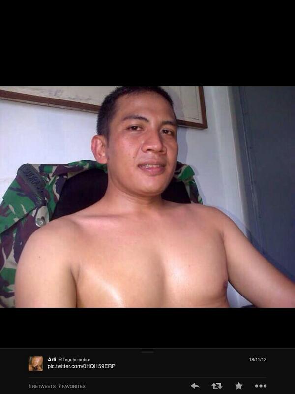 Pin7Ni's tweet photo. @GAYTNI Dadang Sudrajat Kodam 3 http://t.co/ea61hN4Pzn