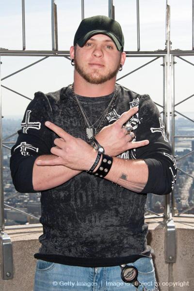 danharman88's tweet photo. Totally gonna go see him the next time he plays in a state around mn serious man crush http://t.co/U8zf31OU2c
