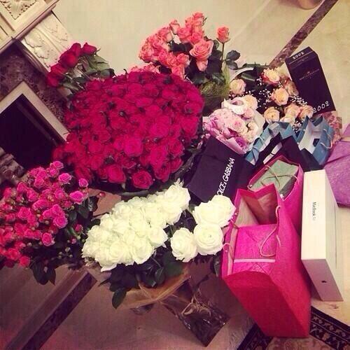 To be honest I don't want all this stuff for valentines day. I'd be happy if I at least got a flower!