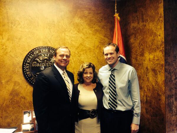 Great to see my former staffer &amp; State Rep <a href="/MaryLittleton78/">Mary Littleton</a>, along w/ Rep @JeremyRDurham tonight in Nashville #TNGOP