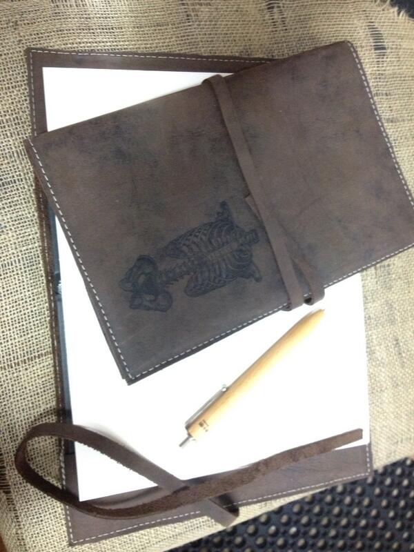 sixthingsshop's tweet photo. Large leather skeleton journal http://t.co/xaGc8WvwSu