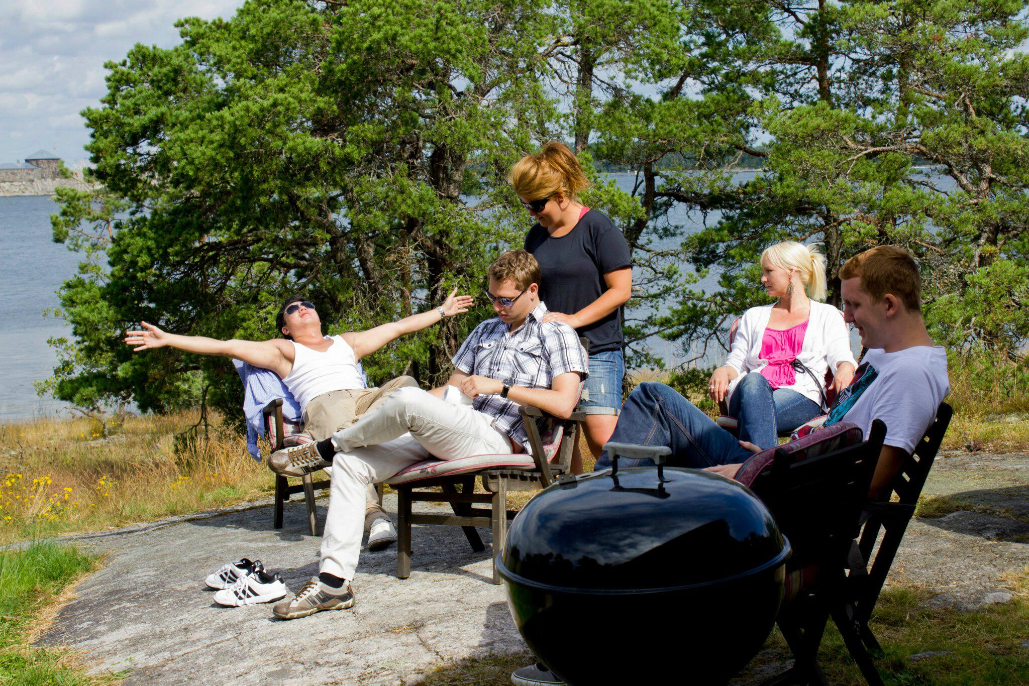 Embedded image permalink