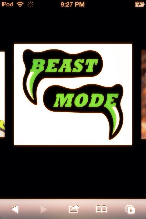 TAzeExoGhost's tweet photo. This is what i am when i quickscope,trickshot,knife,and madden and football in real http://t.co/VMI2LhJI75
