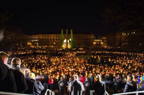 ByMikeWilson's tweet photo. Great image at the end of a tough day in West Lafayette RT @BoilerFootball: #HailPurdue http://t.co/bYEsGnMCla