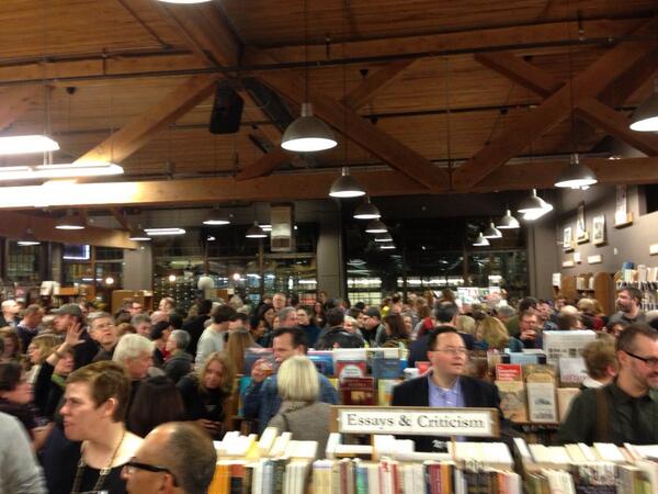Brilliant_Books's tweet image. The amazing crowd at Elliot Bay Books. #wi9