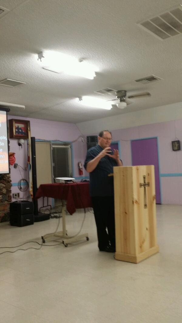 ron_simpkins's tweet photo. Johnny Dorris preaching in victorville http://t.co/ktPGi3dQMC