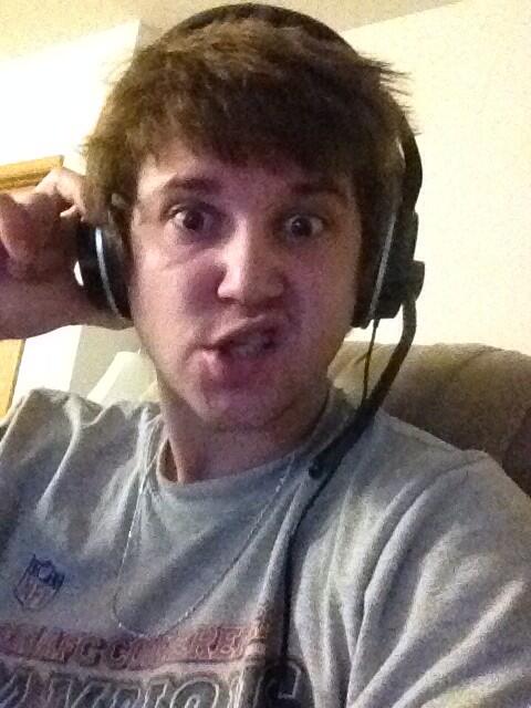 jkellapro3's tweet image. Broke out the #TurtleBeaches. I need a life.