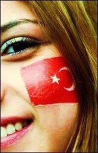 zuhalCCC's tweet photo. AŞK? DEDİM , BAYRAK DEDİ , BEN O'NA BİR KEZ DAHA AŞIK OLDUM.cCc Bozkurt Sevdası http://t.co/RvtNd5hK5f
