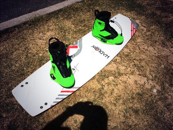 Just got some fresh new kicks!  1st time in boots and it feels great.  Ronix One #ronixone #hadlow