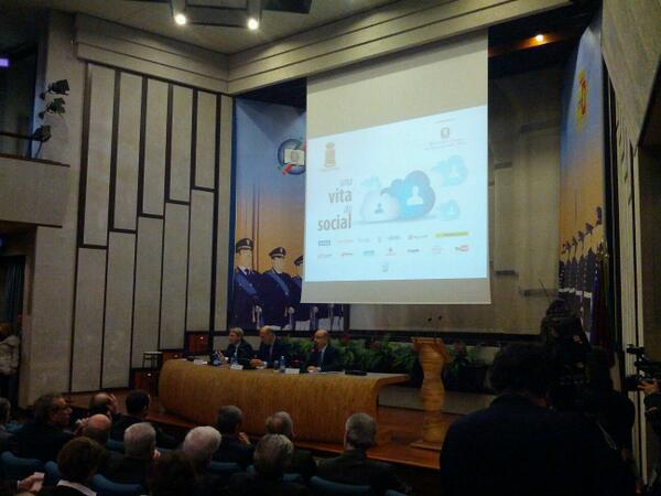 Parte oggi "una vita da Social" progetto di online safety della polizia con tutte le aziende del settore.