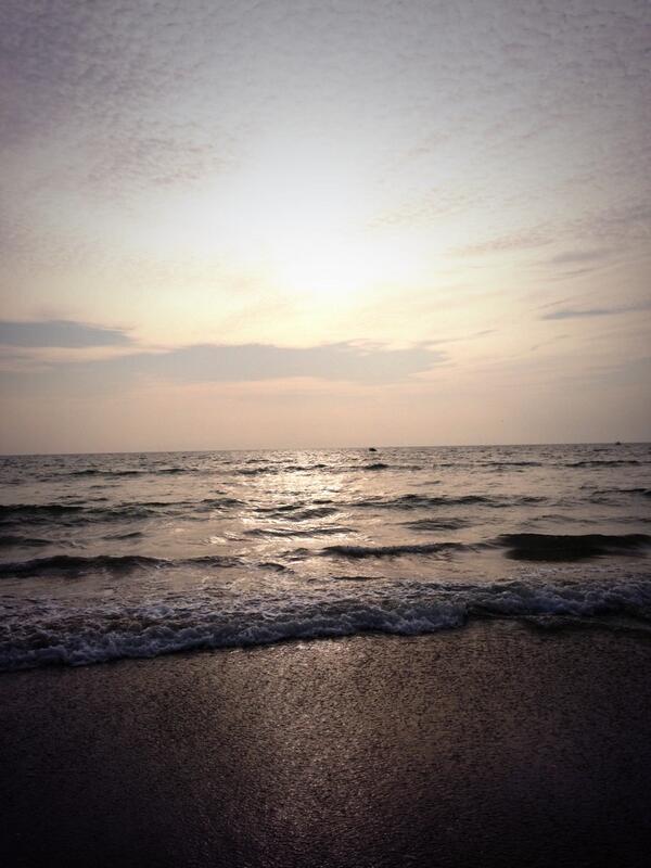 aditichopraa's tweet image. Travel and beaches always makes me happy! @Fratelli_Wines #BombayLocal