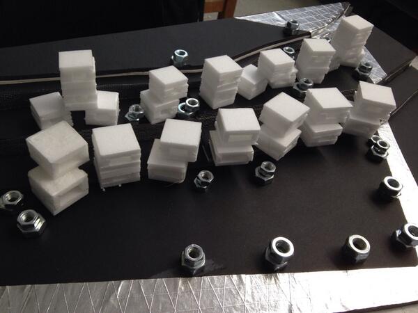 Makette ogrenci arkadasimiz agaclari gostermek icin vida kullanmis :)